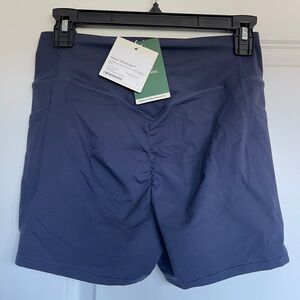 HalaraWomen's Navy butt lifting/scrunch biker shorts